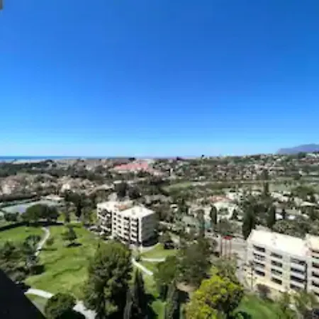 Luxury Penthouse Next To Puerto Banus Apartment *